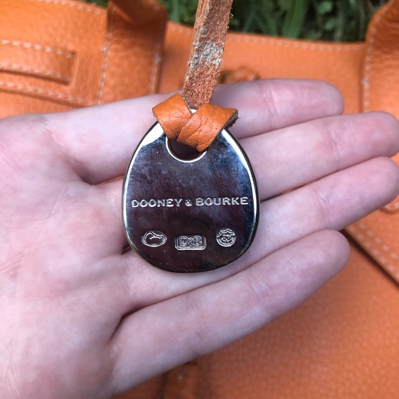 Dooney&Bourke Handbag! - Picture 5 of 7